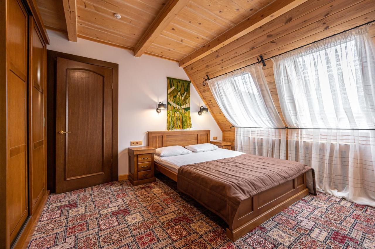 Tatariv Deluxe Hotel Eksteriør billede