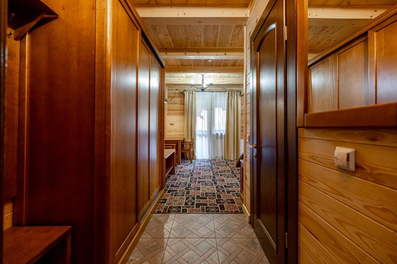Tatariv Deluxe Hotel Eksteriør billede