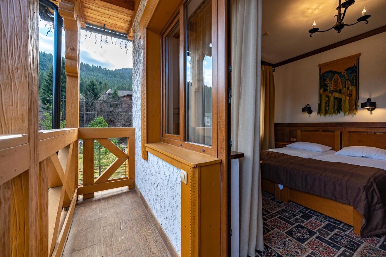 Tatariv Deluxe Hotel Eksteriør billede