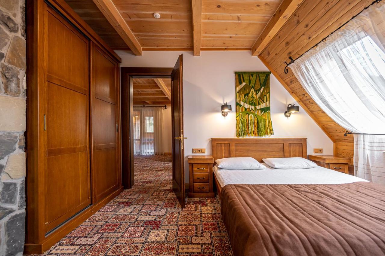 Tatariv Deluxe Hotel Eksteriør billede