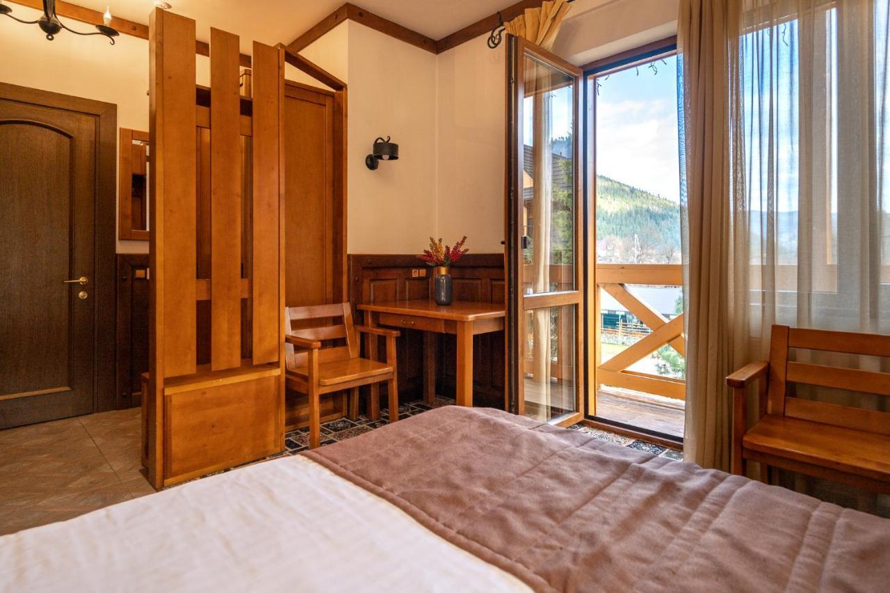 Tatariv Deluxe Hotel Eksteriør billede