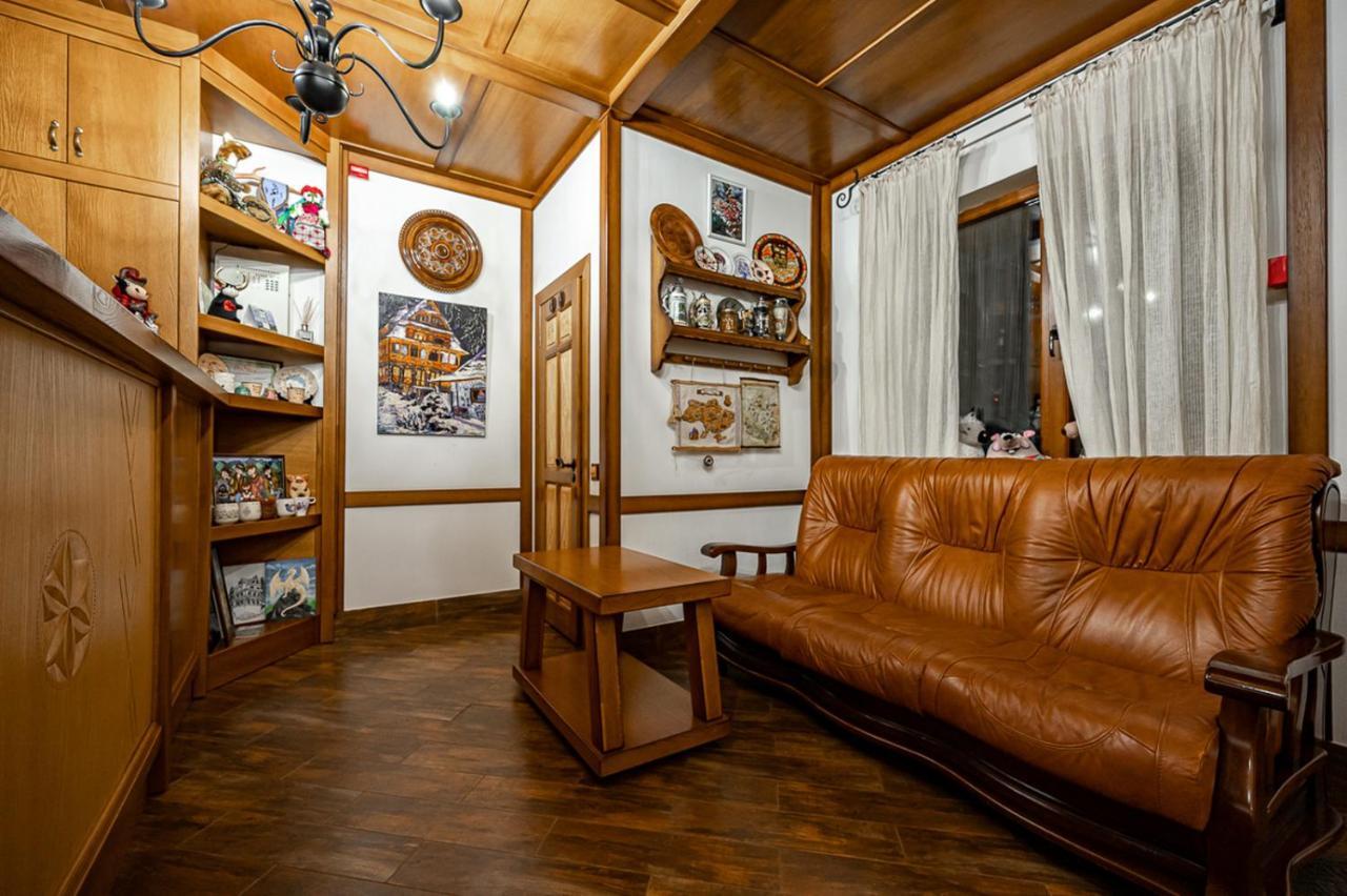 Tatariv Deluxe Hotel Eksteriør billede