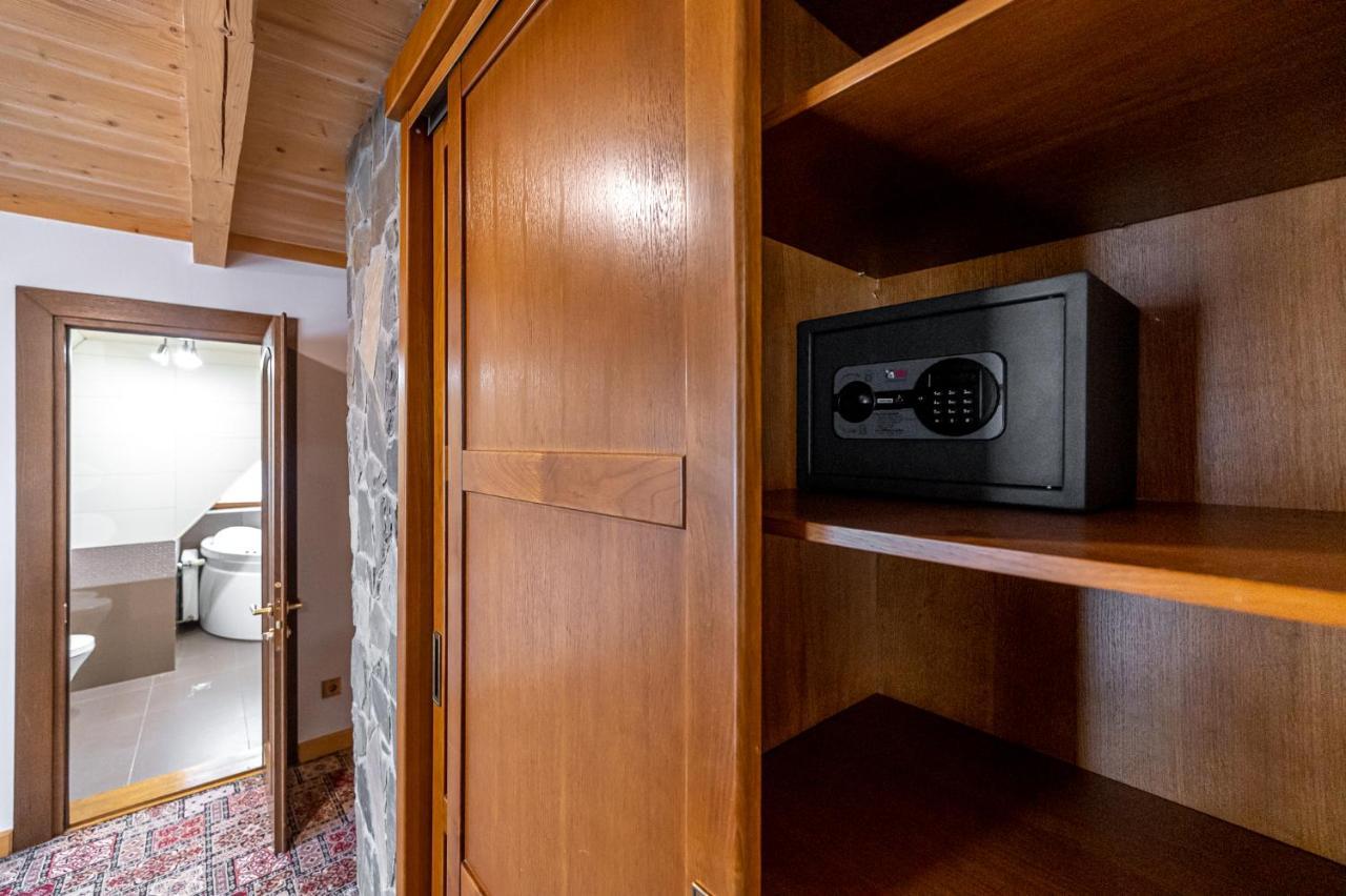 Tatariv Deluxe Hotel Eksteriør billede