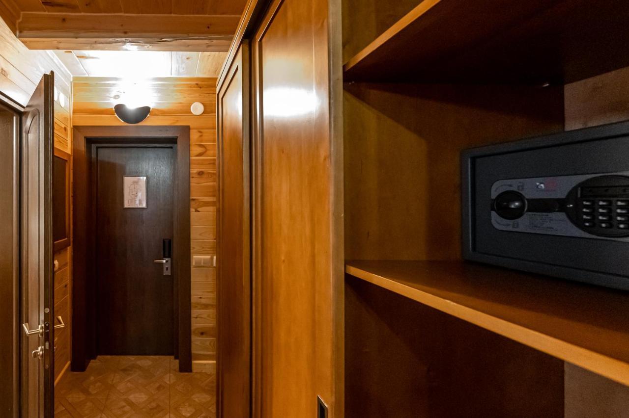 Tatariv Deluxe Hotel Eksteriør billede